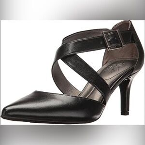 Life Stride Classy Black Strappy Pointy Soft System Stiletto Heels Size 10M